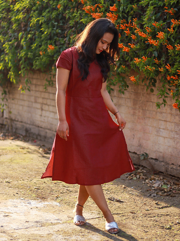 Maroon Weaving Midi Dress