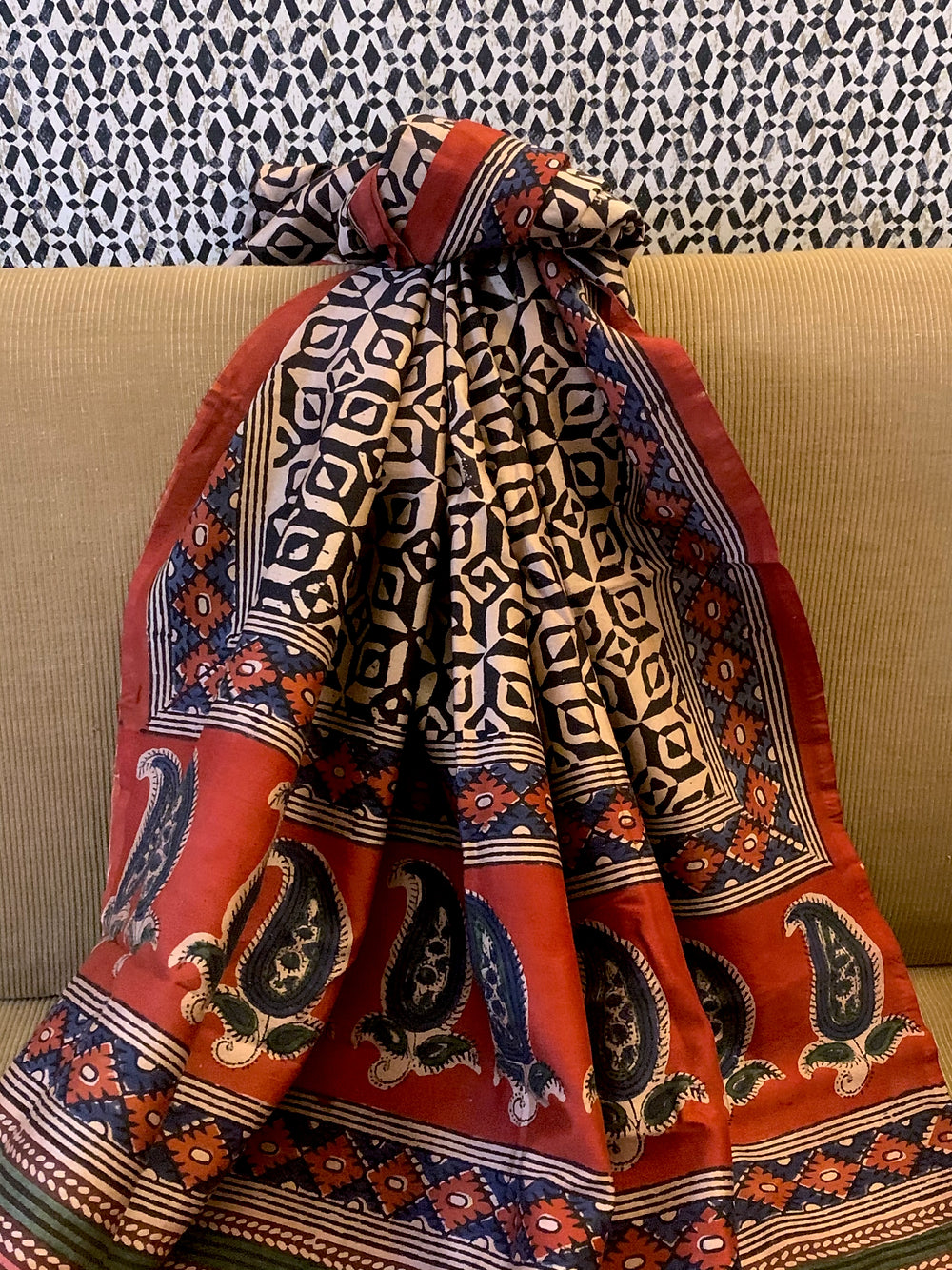Block Print Diamond Paisley Pattern Pure Chanderi Dupatta