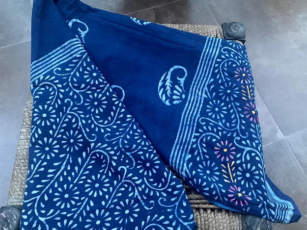 Indigo Paisley Flower Block Print MulCotton Dupatta