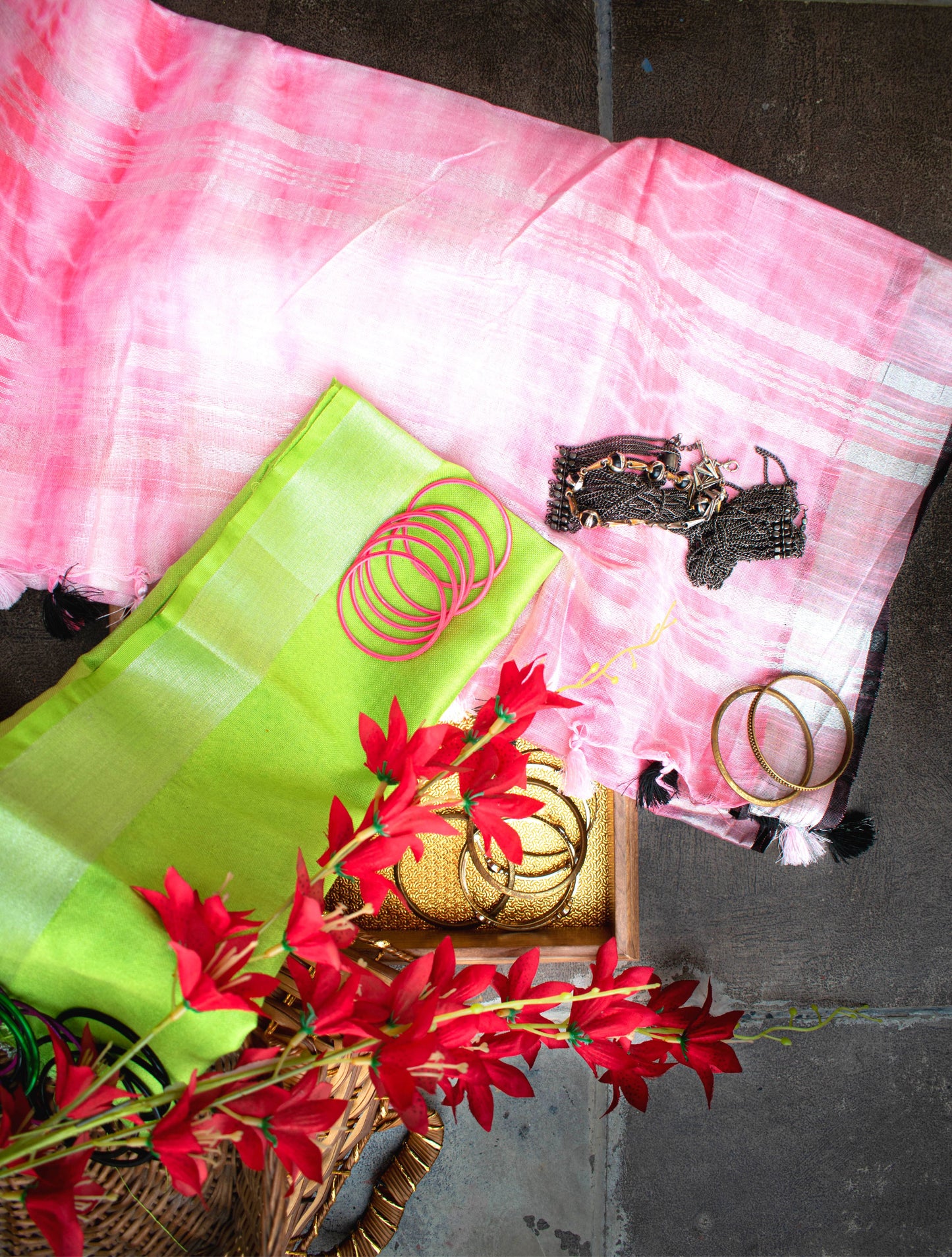 Pink Shibori Linen Saree