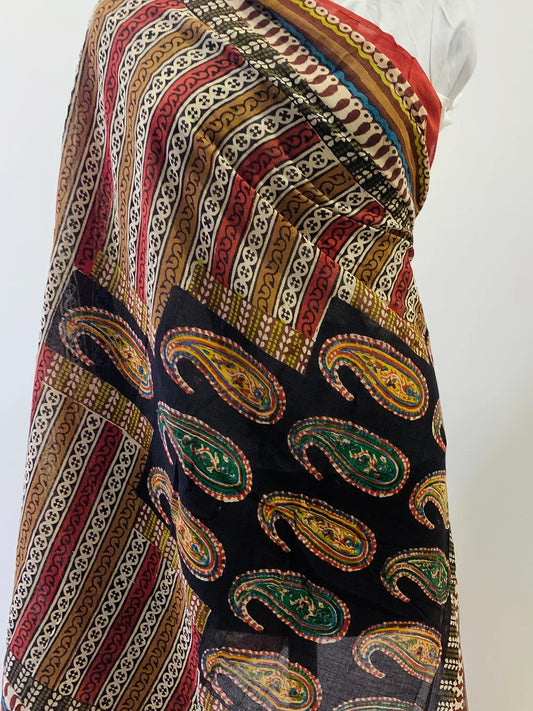 Multicolour Flower Print MulCotton Stole