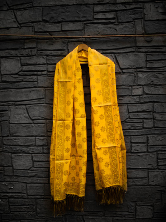 Yellow dupatta